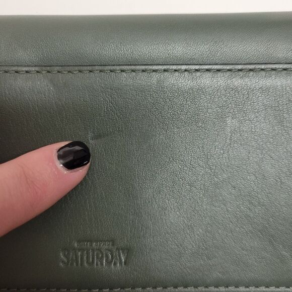 Kate Spade Green Wallet - Picture 14 of 15